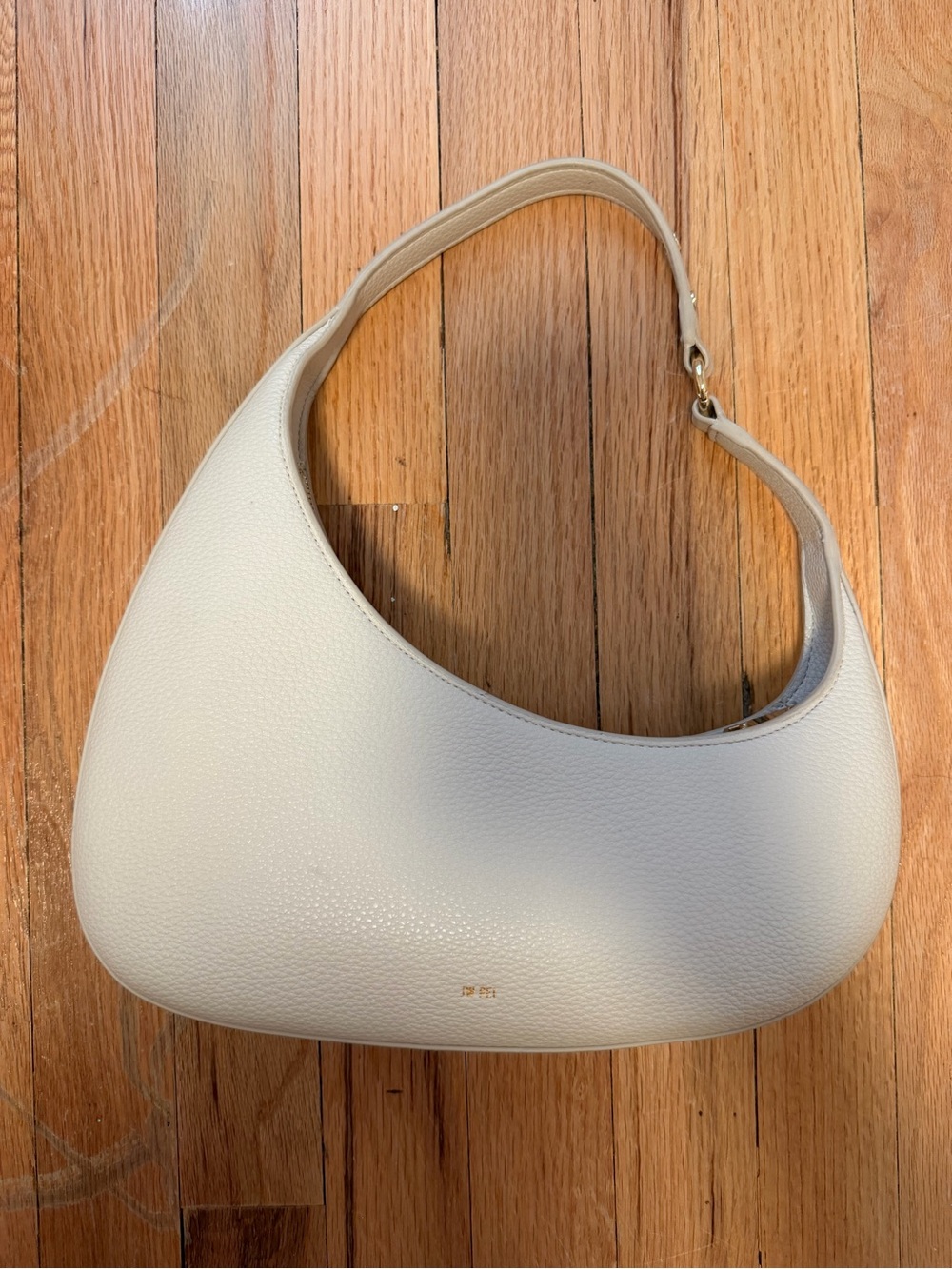 JW PEI Women's Harlee Shoulder Bag 👜